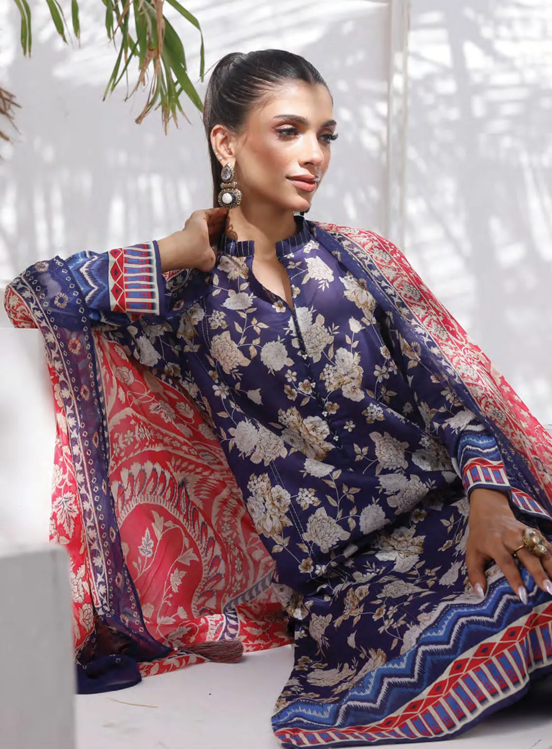 Komal Signature Prints By Lakhany Printed Lawn 3 Piece Unstitched Suit LSM24KS LG-MM-0109