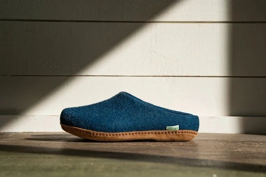 Men's Molded Sole with Low Back