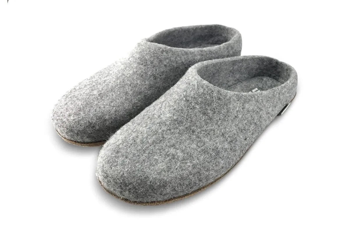 Men's Molded Sole with Low Back