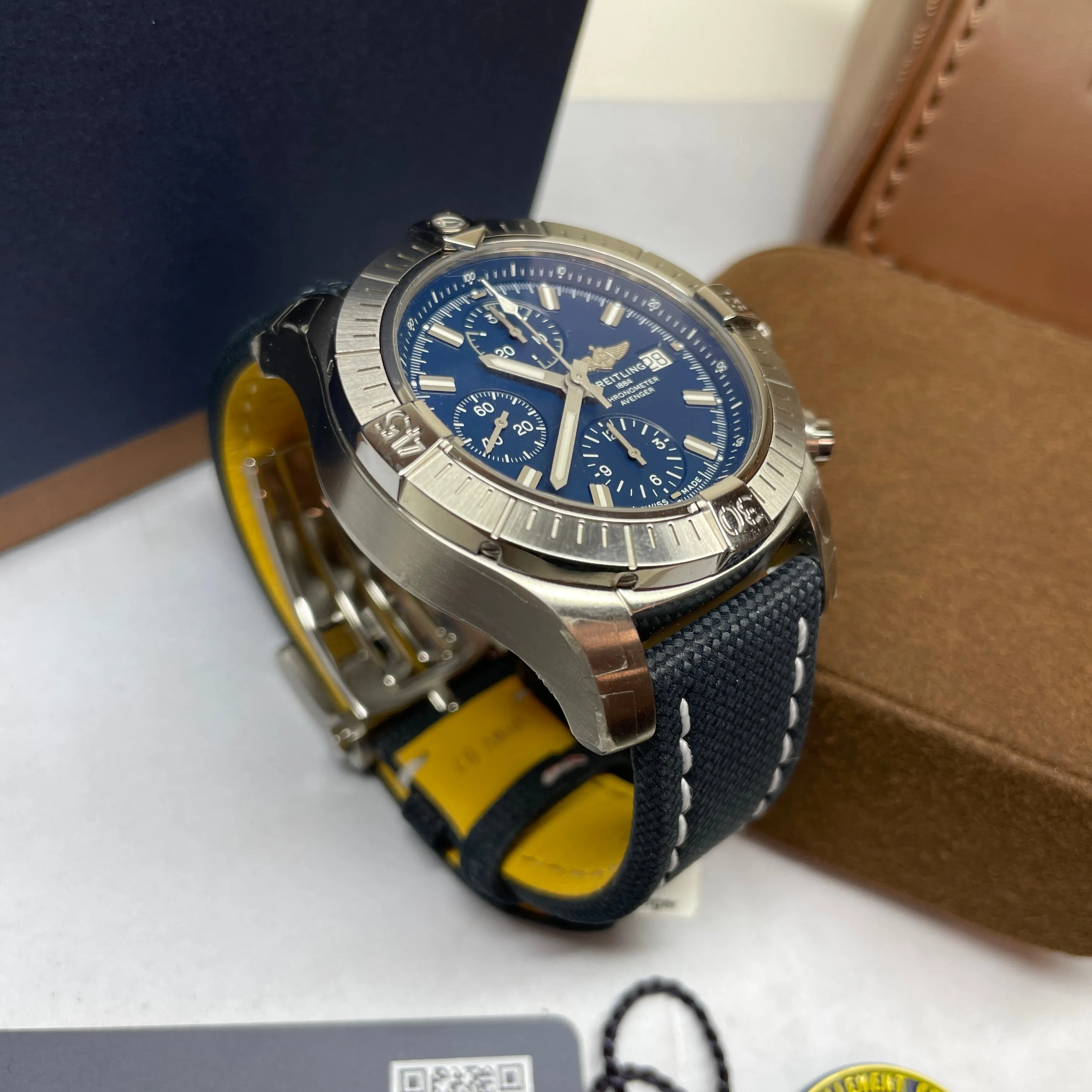 Pre-Owned Breitling Avenger Chronograph 43mm Blue Watch A13385101C1X2