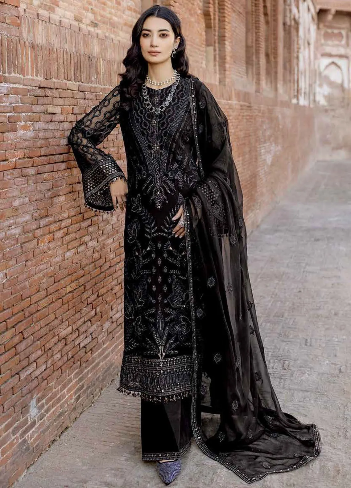 Safeera By Flossie Embroidered Chiffon 3 Piece Unstitched Suit FL24SF S-1302 DARK VEIL