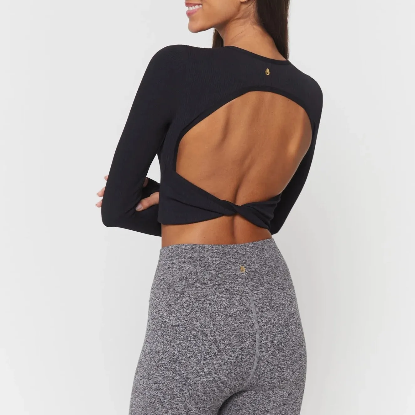 Serene Seamless Twist Back - Long Sleeve