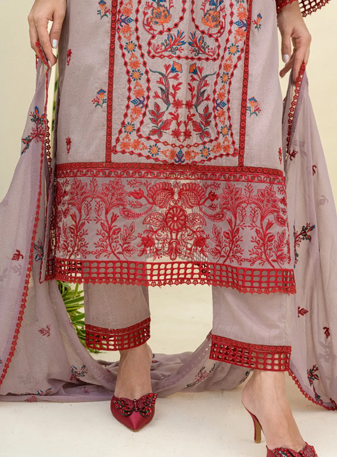 Souz-E-Ulfat By Addee Embroidered Lawn Stitched 3 Piece Suit - AD24SU SM-010 ZAAMIRAH