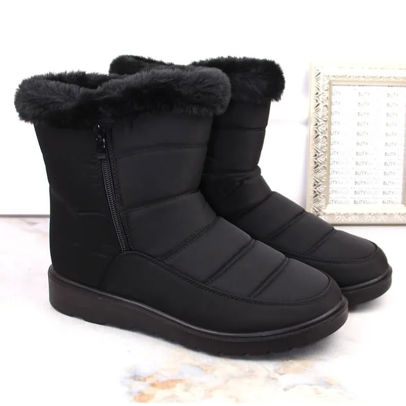 Women's insulated snow boots with fur, black Potocki PY16065