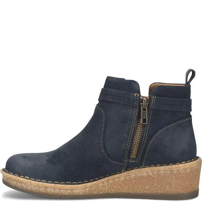 Women's Born Vaughn Boot Color: Navy