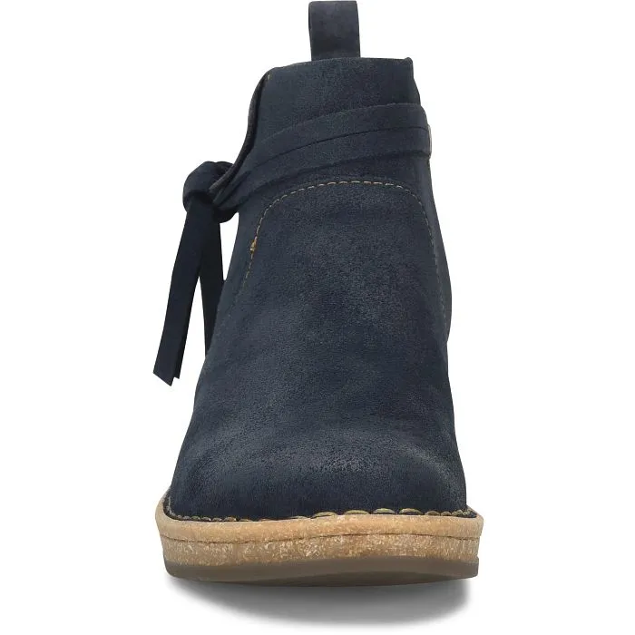 Women's Born Vaughn Boot Color: Navy